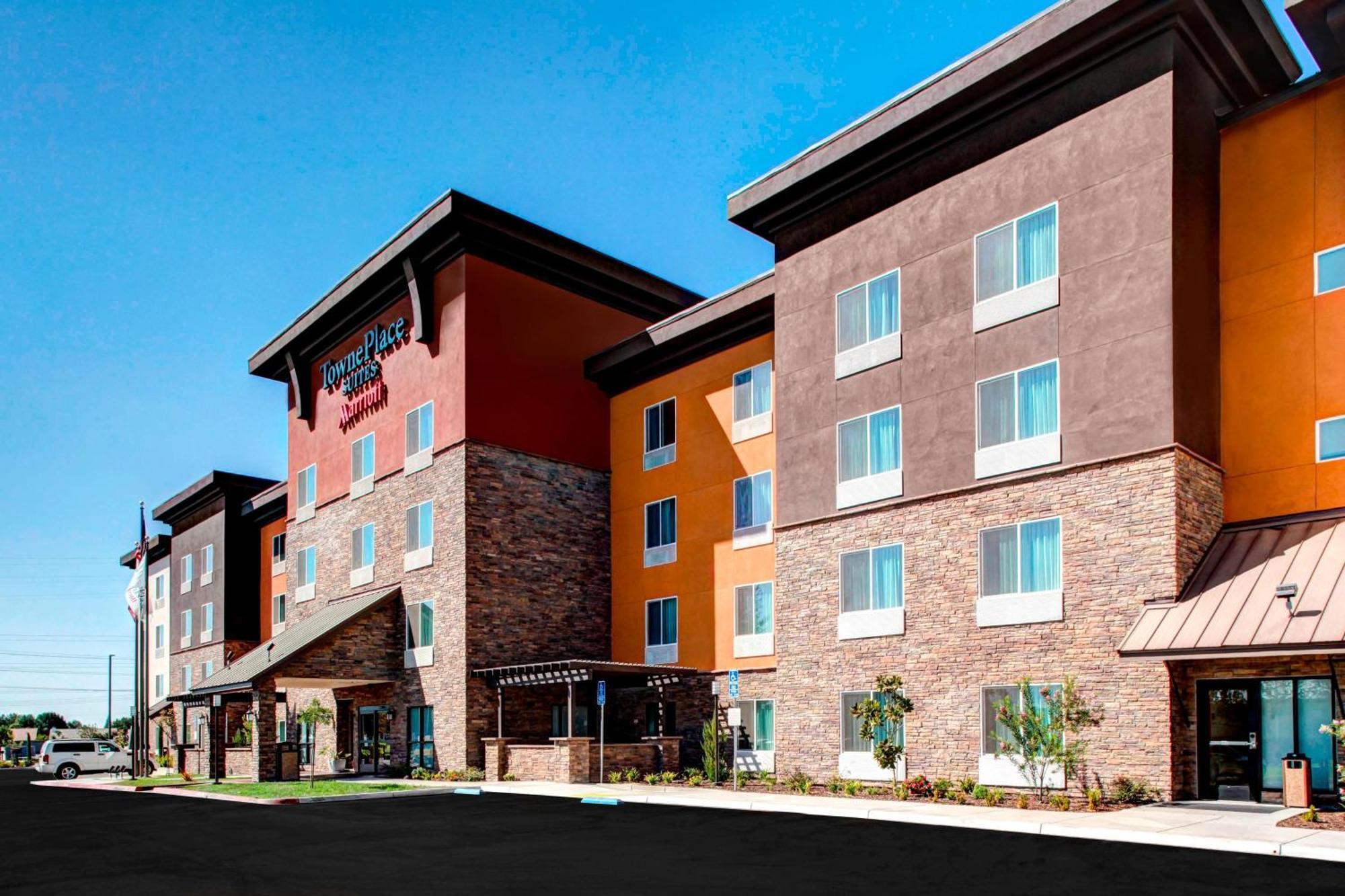 Towneplace Suites By Marriott Bakersfield West Exterior photo